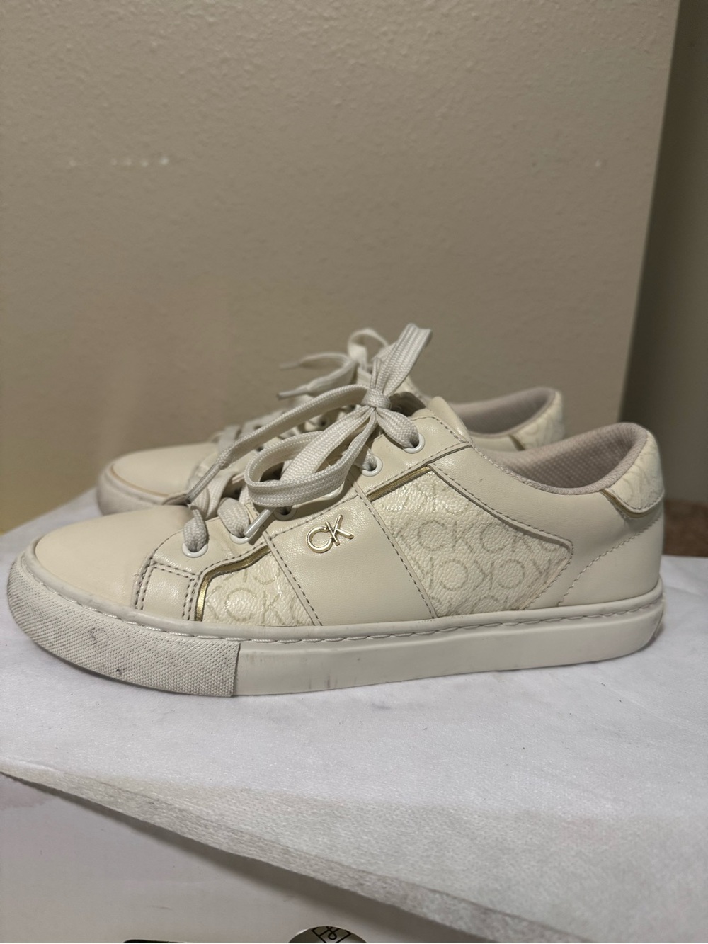 Calvin Klein Cream and Off-White Logo Low-Top Sneakers
